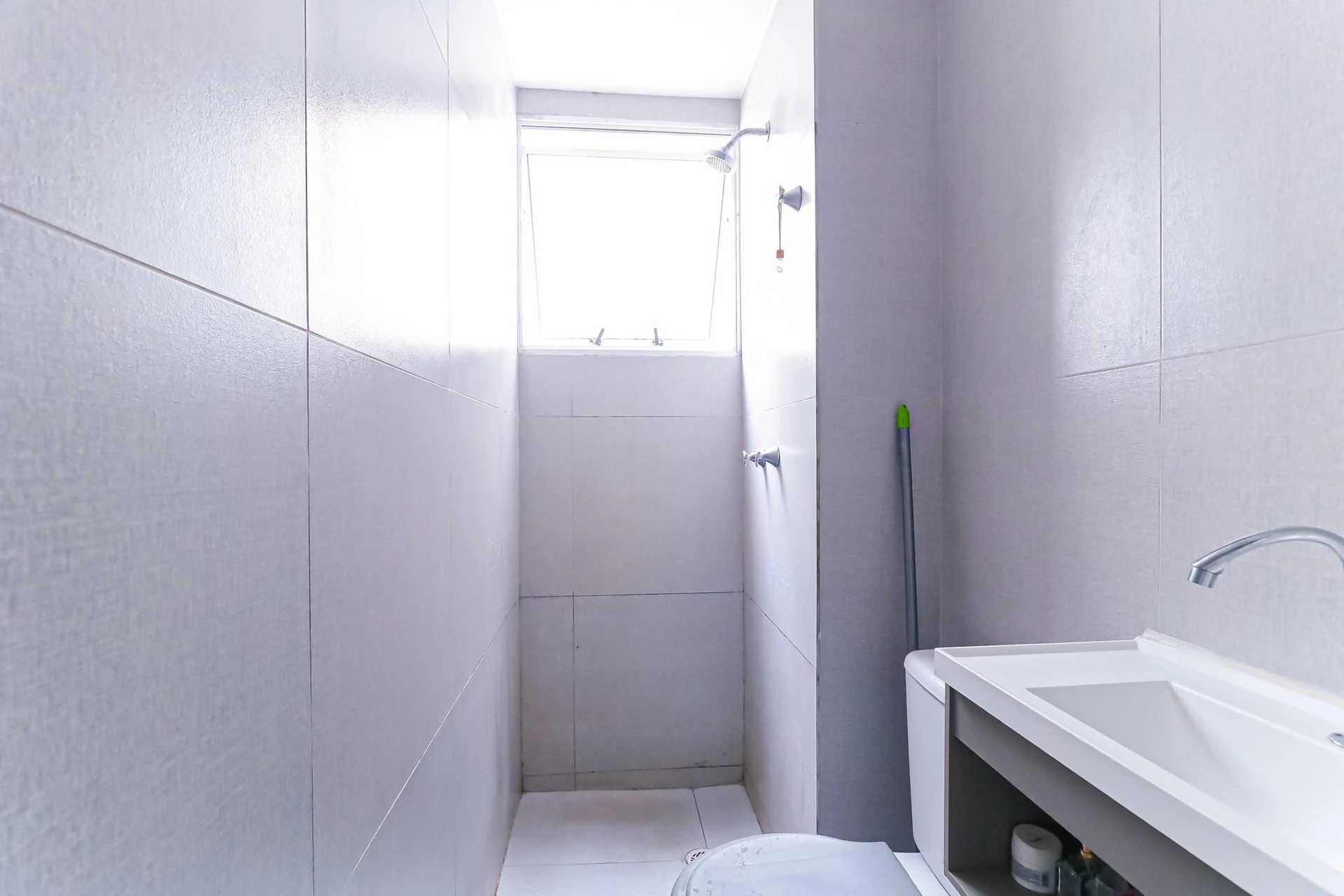 2-bedroom apartment with a washing machine — photo 27