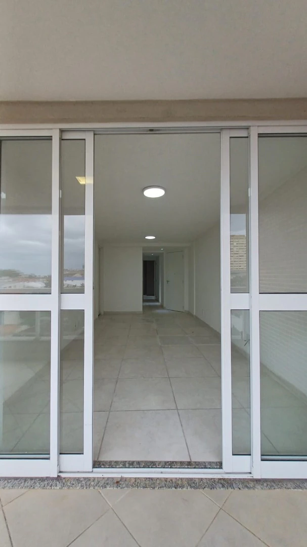 Apartment, 70 m², with a glass-enclosed balcony — photo 10