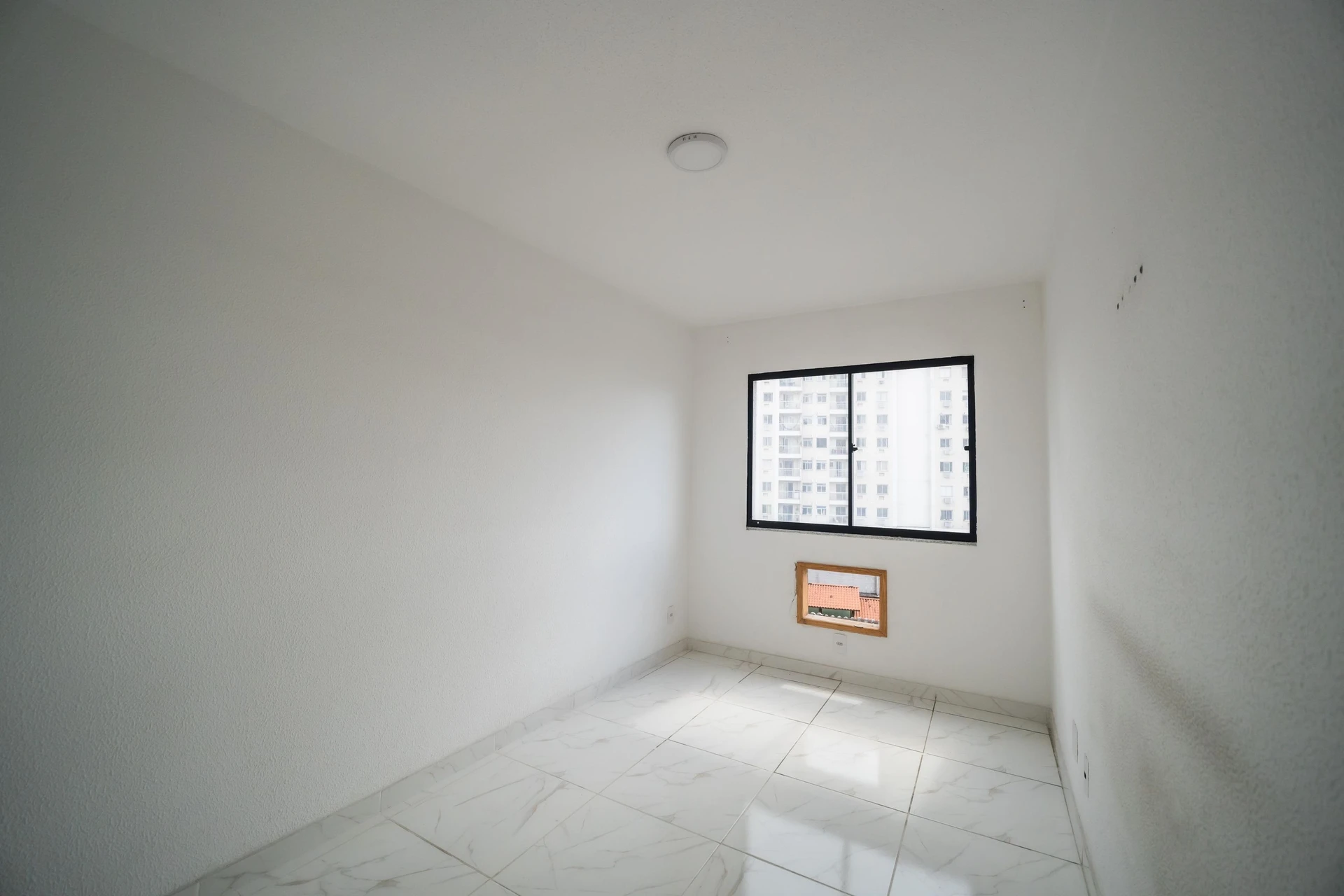 2-bedroom apartment with 1 bathroom and 1 parking spot — photo 29