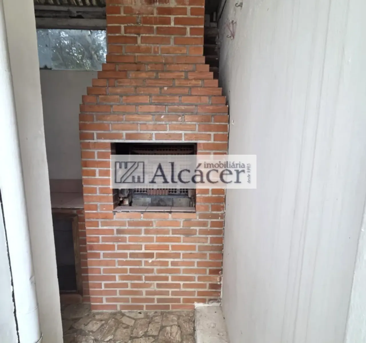Unfurnished house with 3 bedrooms and private garden — photo 17