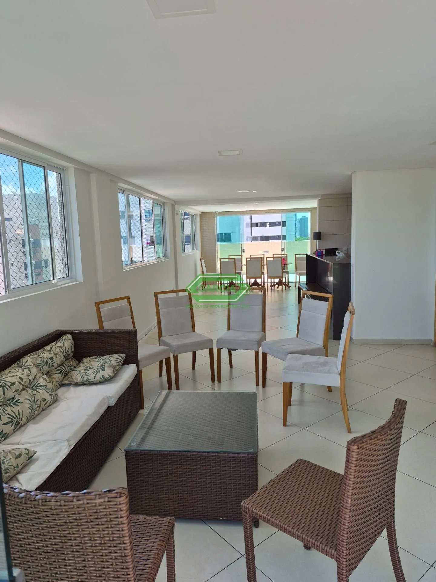 Вид на воду та 2 спальні: квартира 63 м² — photo 5