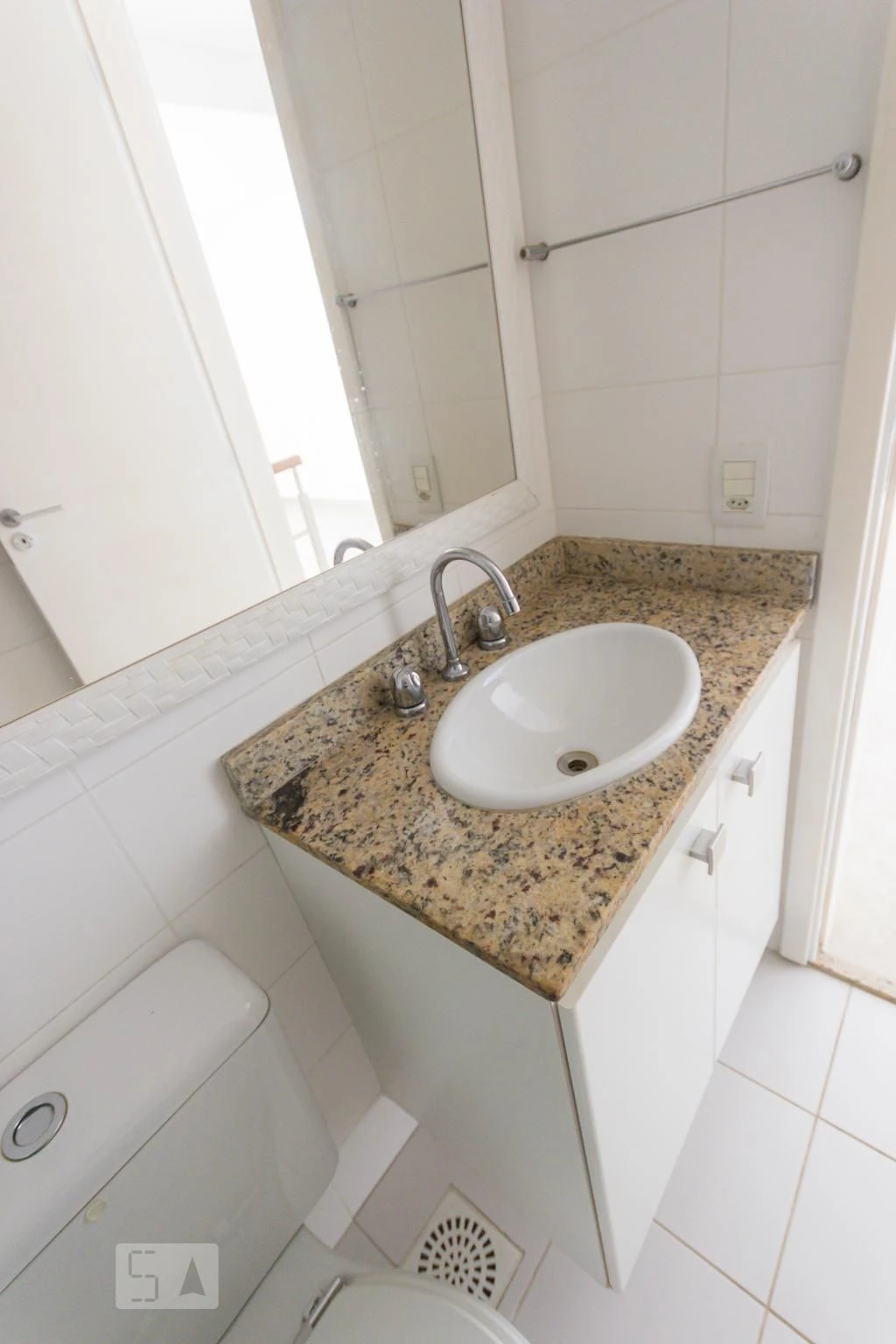 2-bedroom apartment with 1 en-suite and balcony BBQ — photo 60