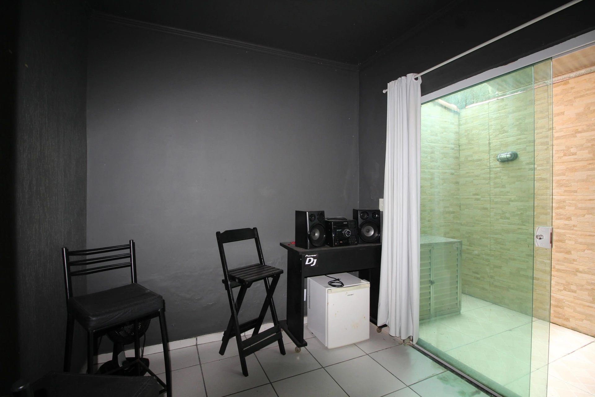 Unfurnished house with 2 bedrooms and 2 bathrooms — photo 24