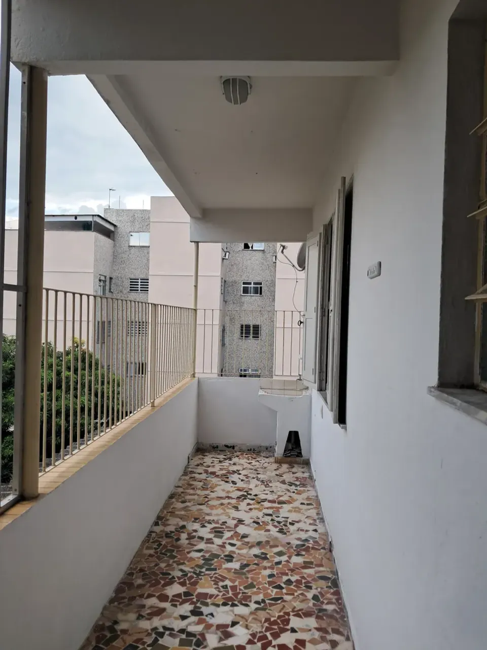 Apartment with a balcony, 2 bedrooms and 1 bathroom — photo 5