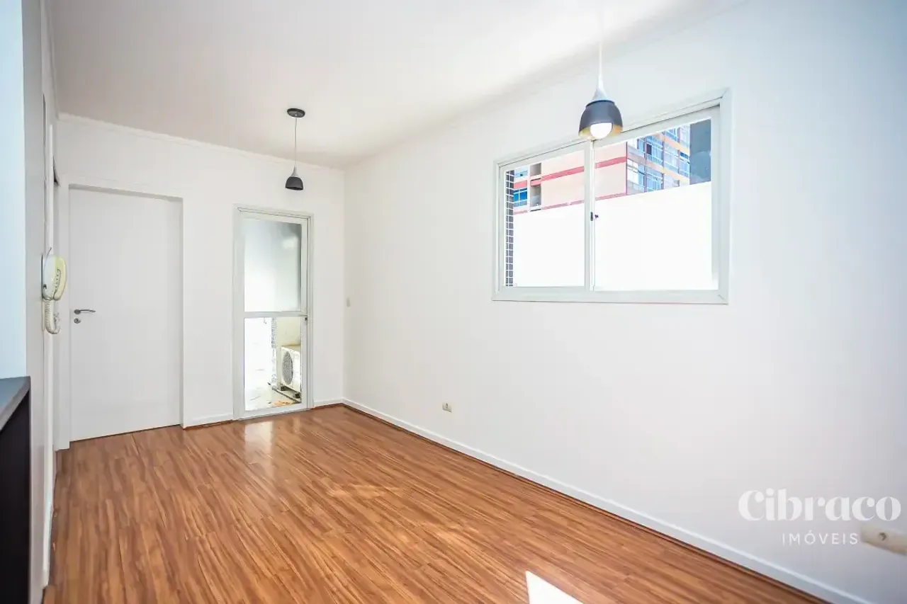 1-bedroom apartment with a balcony, 86 m² — photo 2