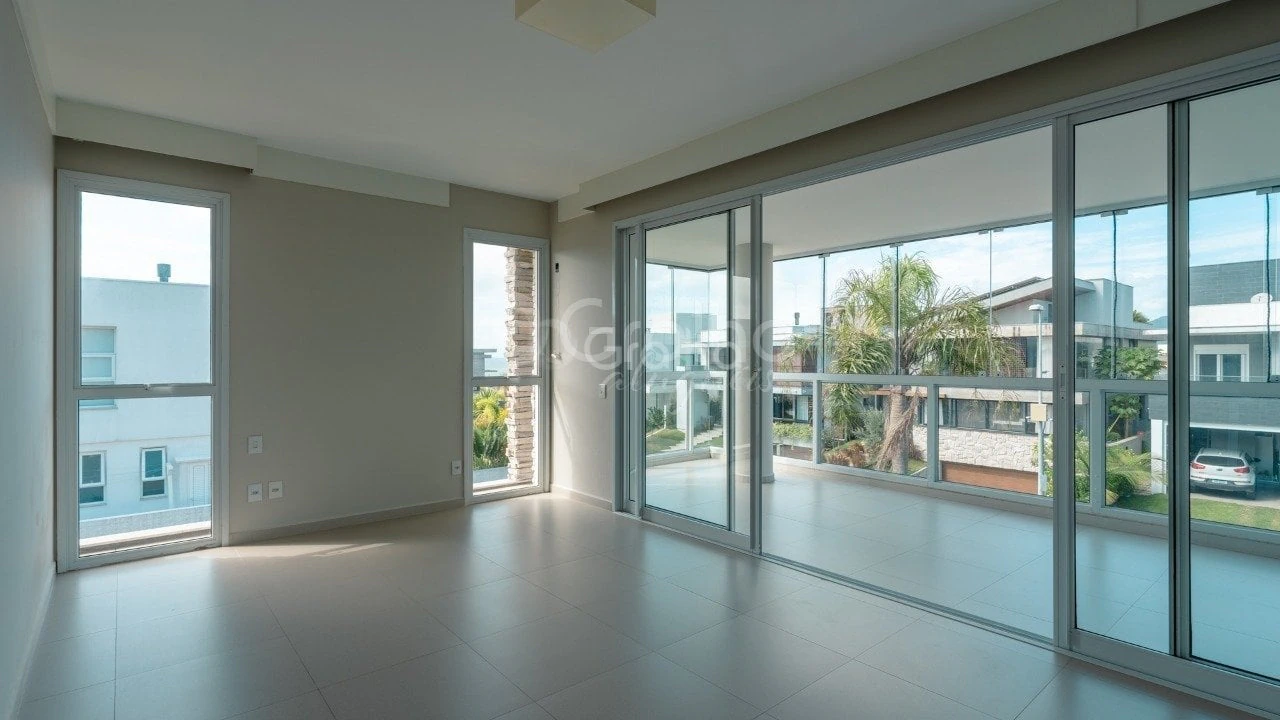 House, 343 m², with a bathtub — photo 5