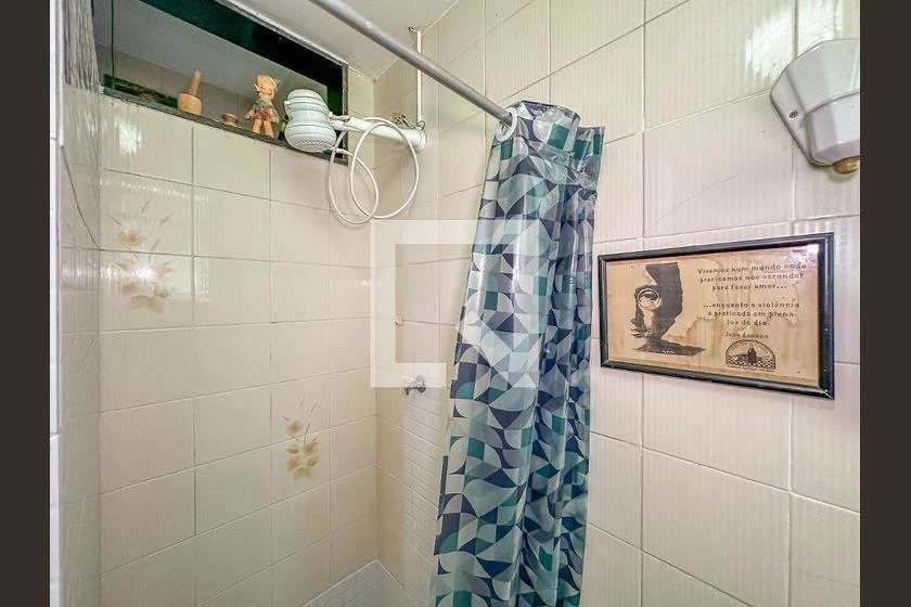 Furnished studio, 33 m², with a home office — photo 23