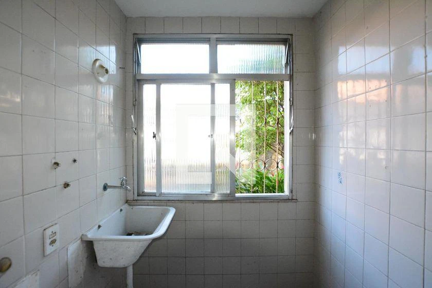 Rental apartment with 3 bedrooms, 60 m² and a closed kitchen — photo 9