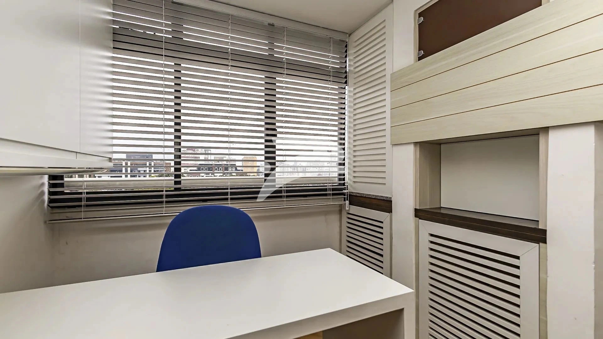 Furnished 1-bedroom apartment with covered parking — photo 6