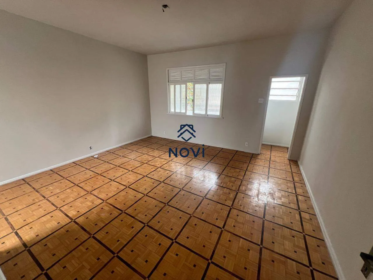 Apartamento sem mobília com 2 quartos e varanda — photo 2