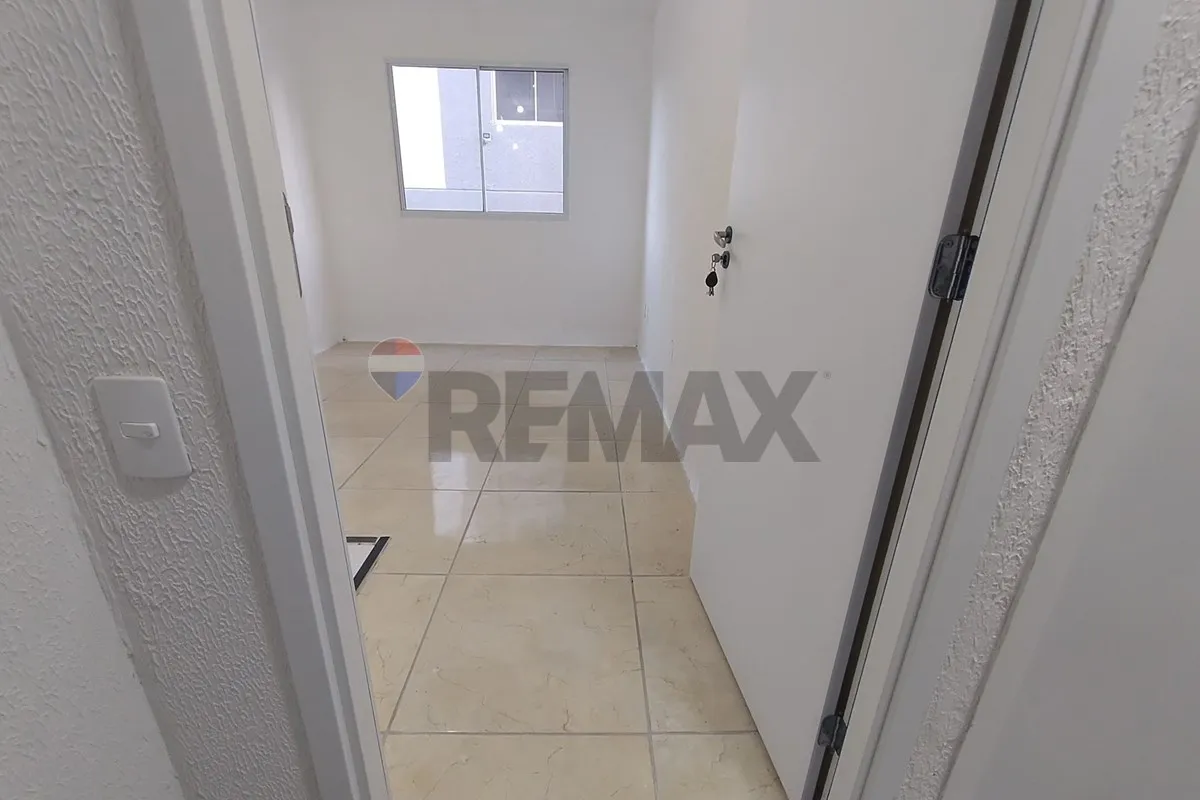 Apartment on the 2nd floor with a grill on the balcony — photo 35