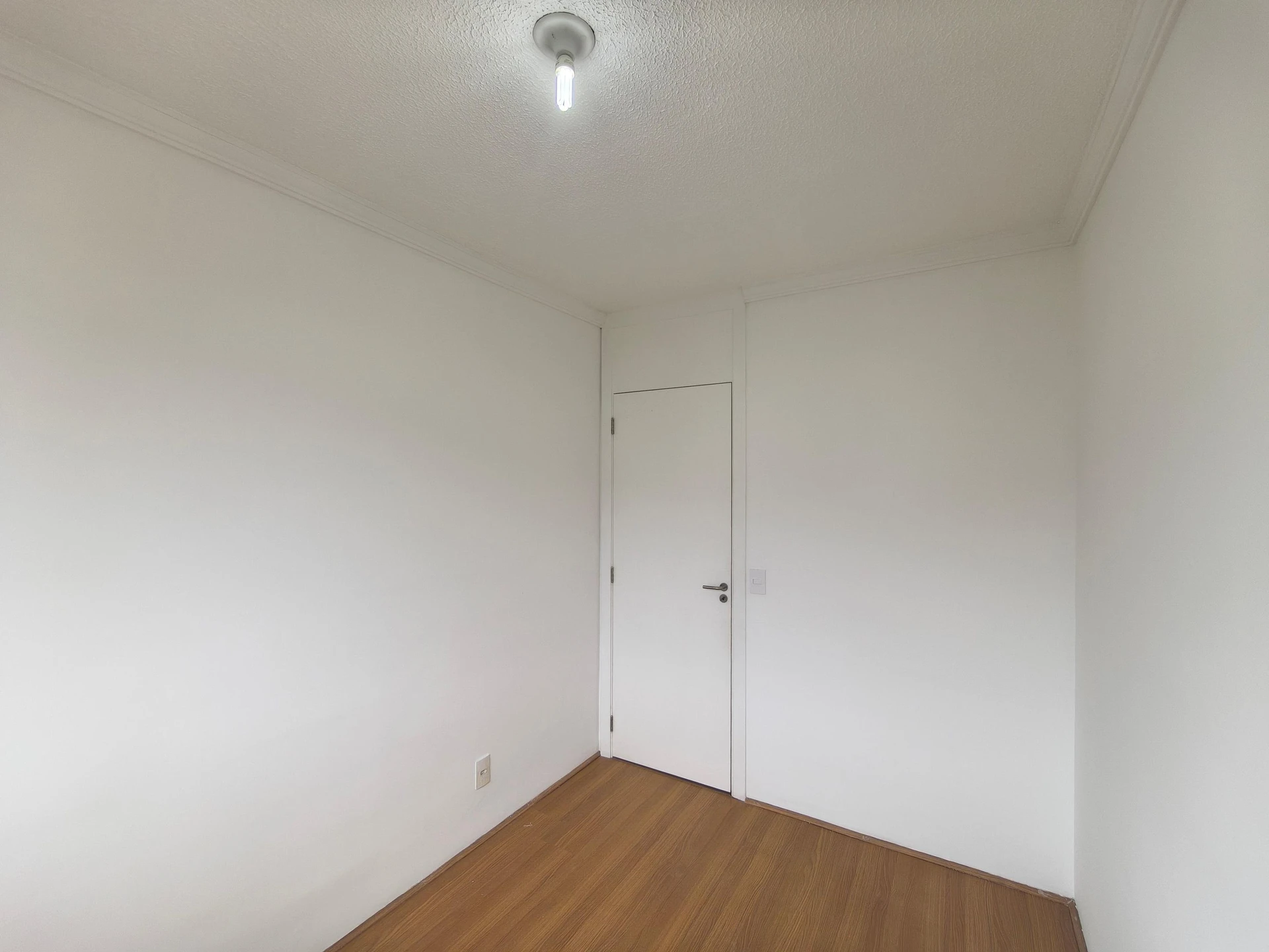 Mountain view in a 2-bedroom apartment, 45 m² — photo 27