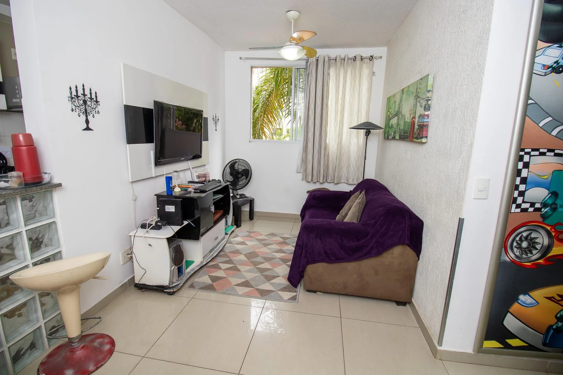 Furnished 2-bedroom apartment with gym in the condo — photo 26