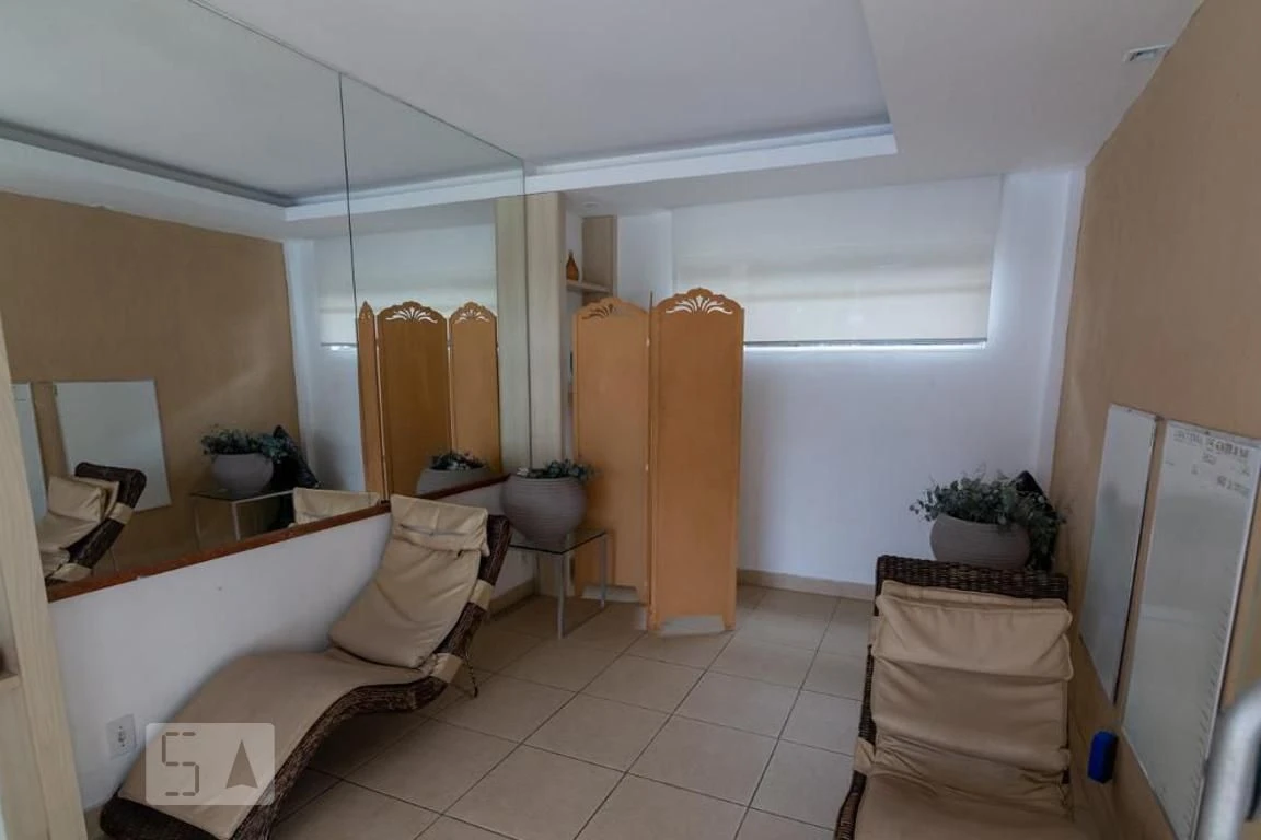 2-bedroom apartment in a building with a sauna — photo 41