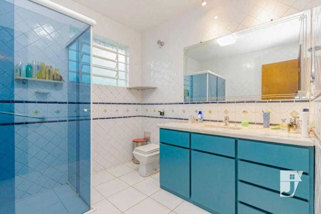 Ванна та 4 спальні: будинок 258 м² — photo 17