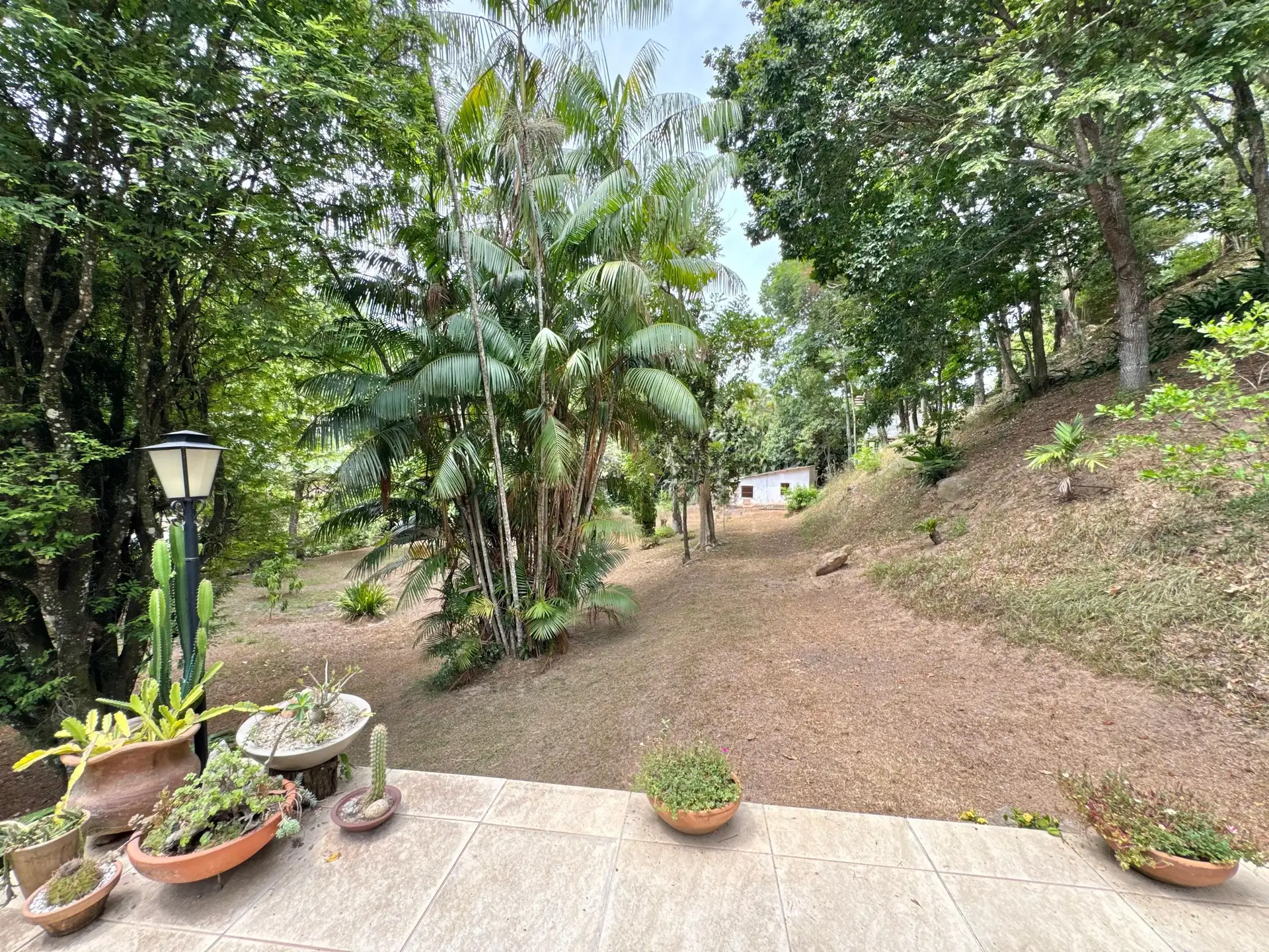 Casa mobiliada com 5 quartos e escritório no imóvel — photo 22