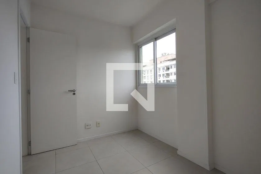 Apartamento com 2 quartos e 61 m², com sacada — photo 32