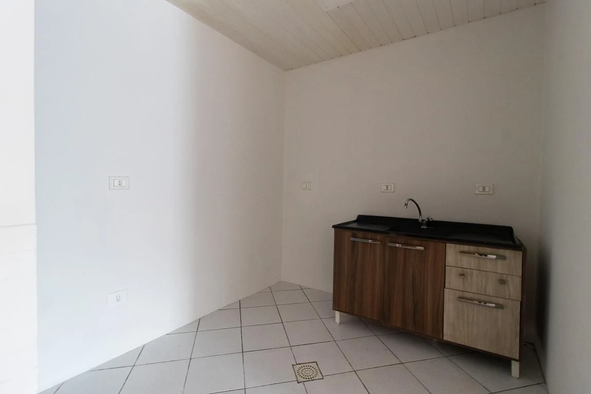 2-bedroom house with a garden in Curitiba — photo 25