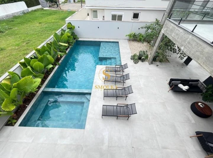 Casa amueblada con 5 suites y 645 m² — photo 6