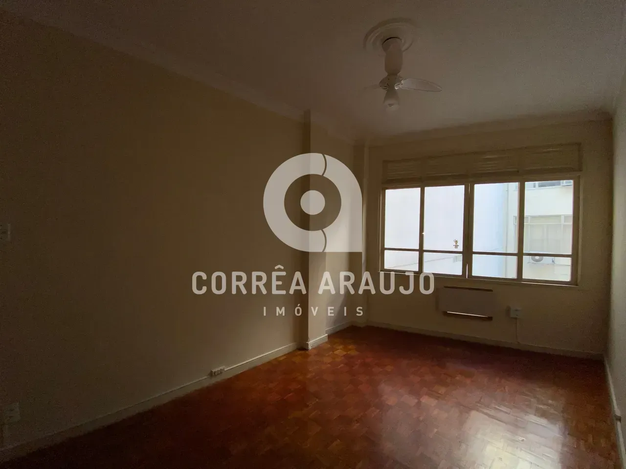Kitnet/conjugado de 35 m² com cozinha separada e 1 quarto — photo 3