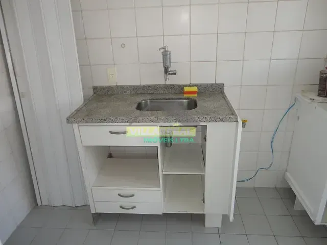 Квартира з 2 спальнями, 1 ванною та 1 місцем на паркінгу — photo 10