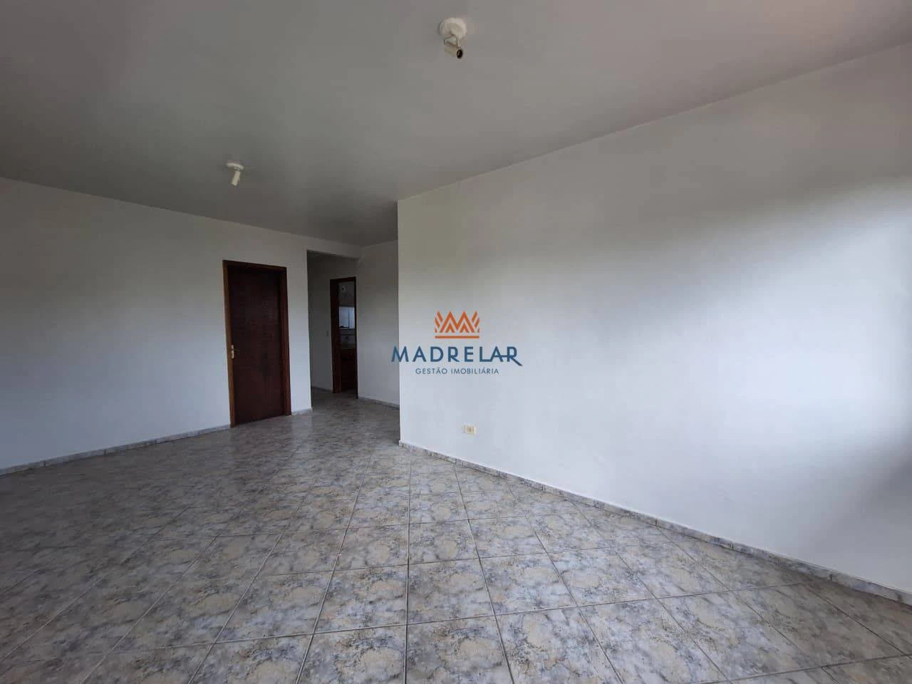 Private BBQ in a 3-bedroom apartment, 250 m²
