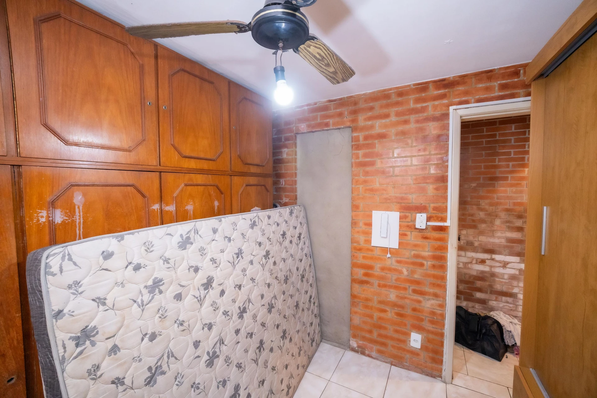 Furnished 2-bedroom apartment with 1 bathroom — photo 20
