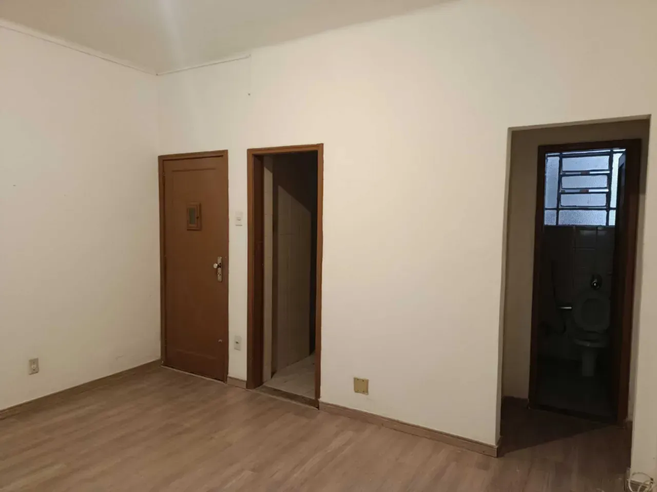 Apartamento de 3 quartos com cozinha separada e 85 m² — photo 8