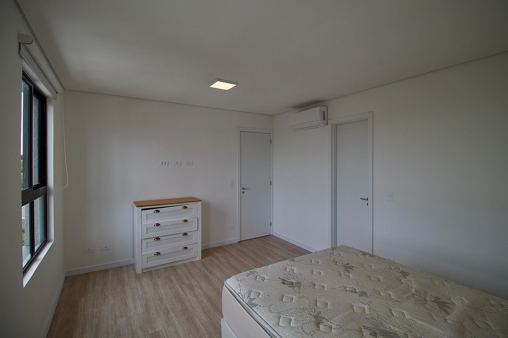 3-bedroom apartment with a dishwasher in Curitiba — photo 34