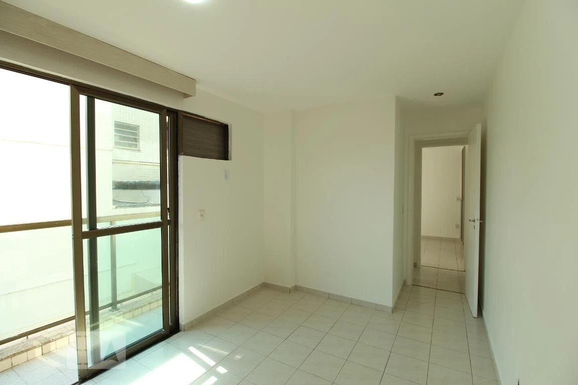 2-bedroom apartment with balcony and 2 parking spots — photo 26