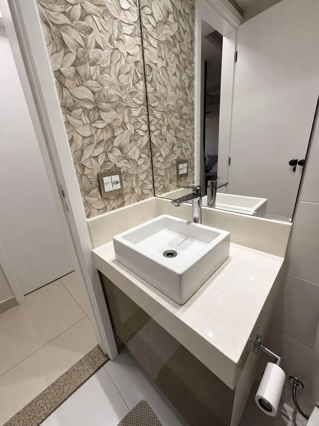 2-bedroom apartment in a building with a pool — photo 2