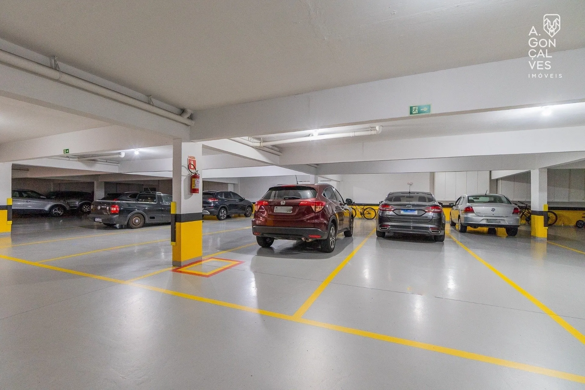 Apartamento amueblado de 175 m² con 3 dormitorios y 1 suite — photo 27