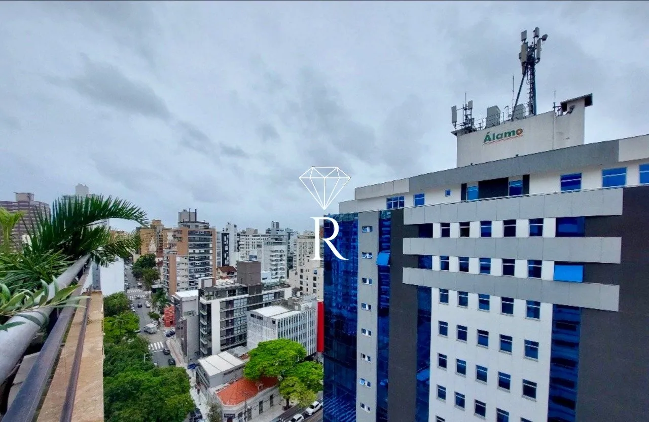 Apartamento sin muebles de 3 dormitorios y vista — photo 21