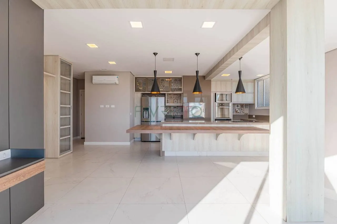 Apartamento de 3 quartos em condomínio com piscina — photo 8