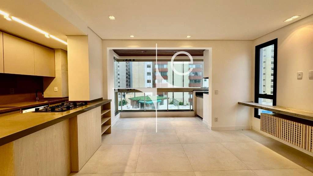 2 en-suite bedroom apartment with open kitchen and 85 m² — photo 5