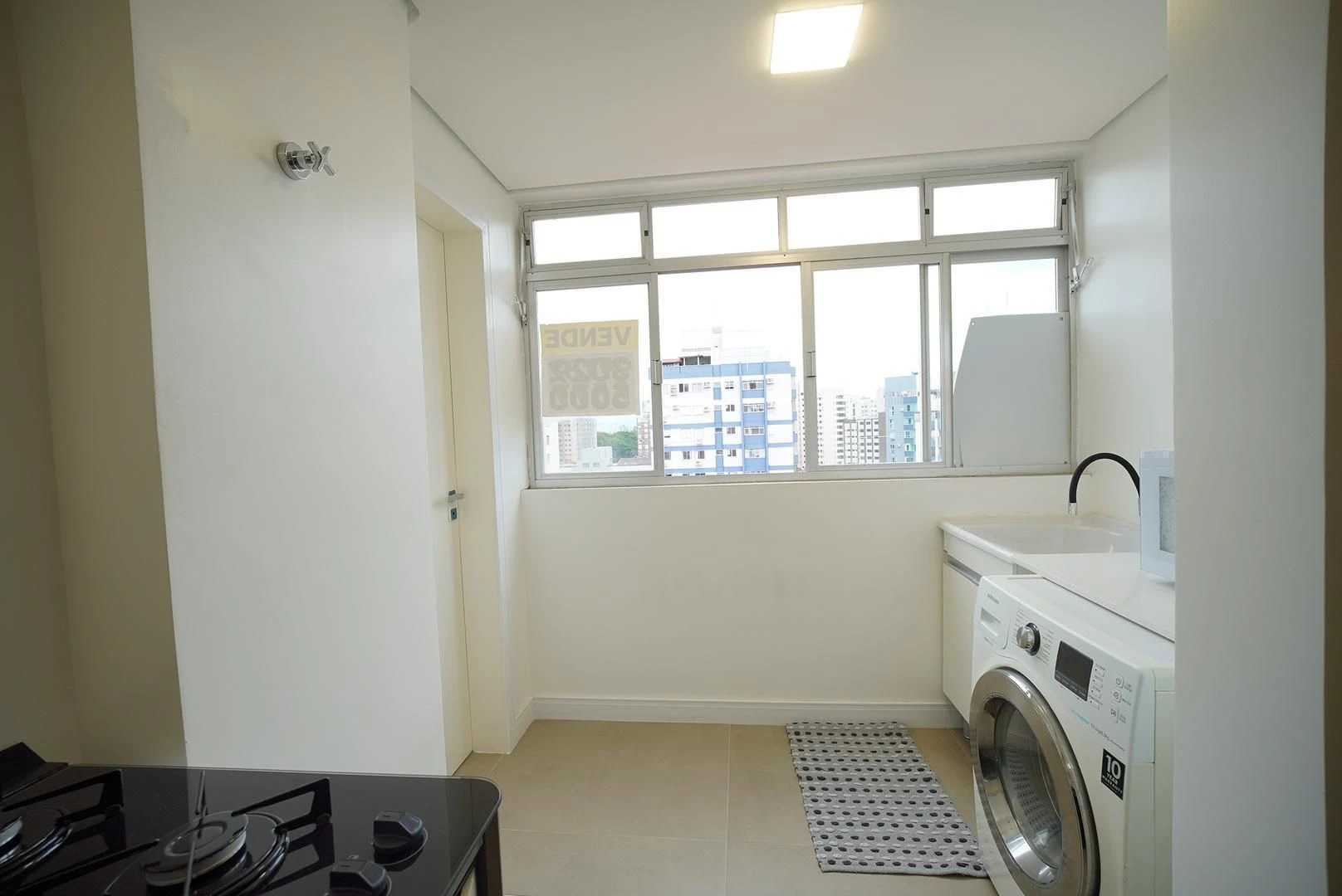 2-bedroom apartment with a washing machine in Florianópolis — photo 11