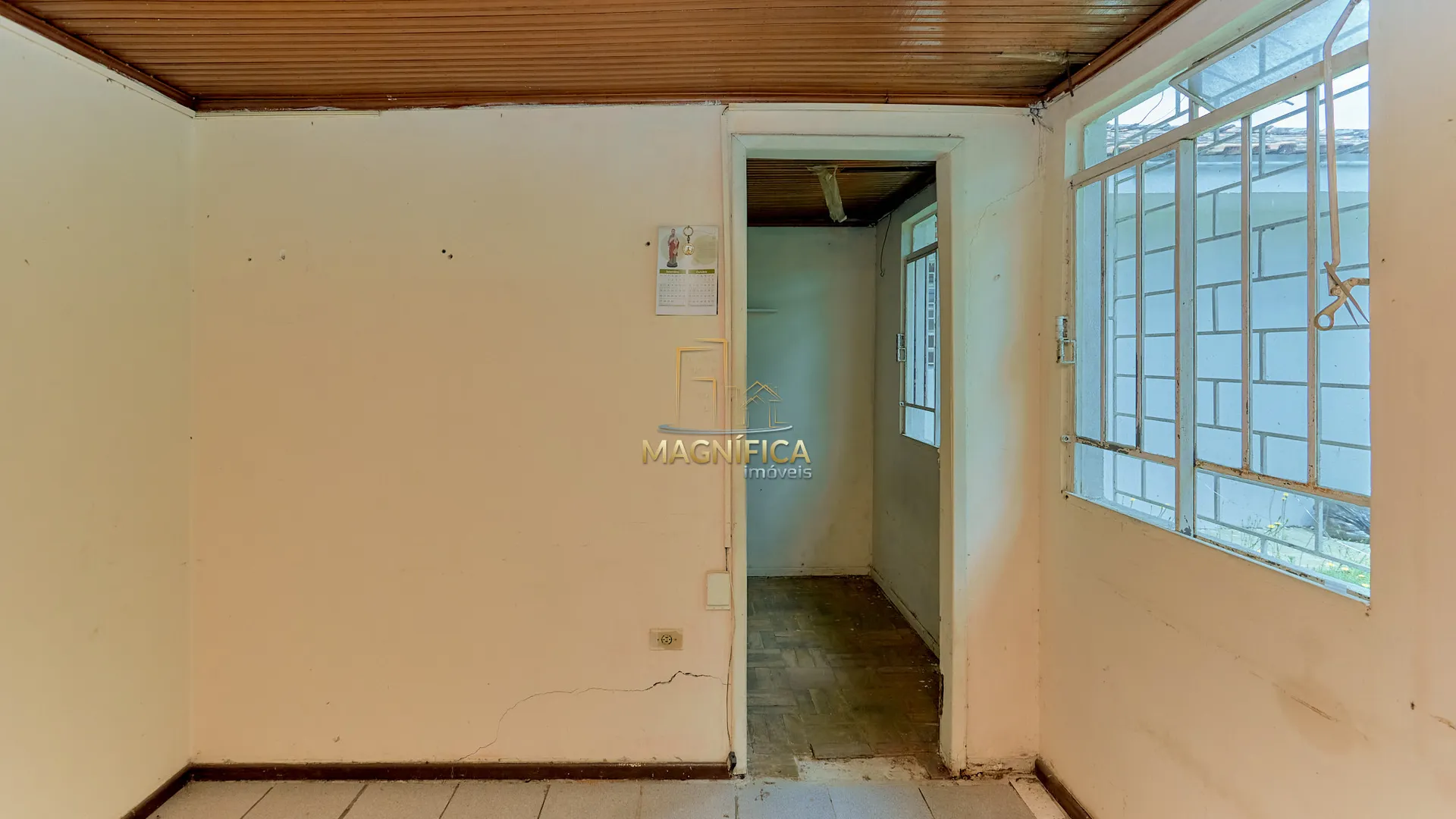 House with 3 bedrooms and a private BBQ area — photo 21
