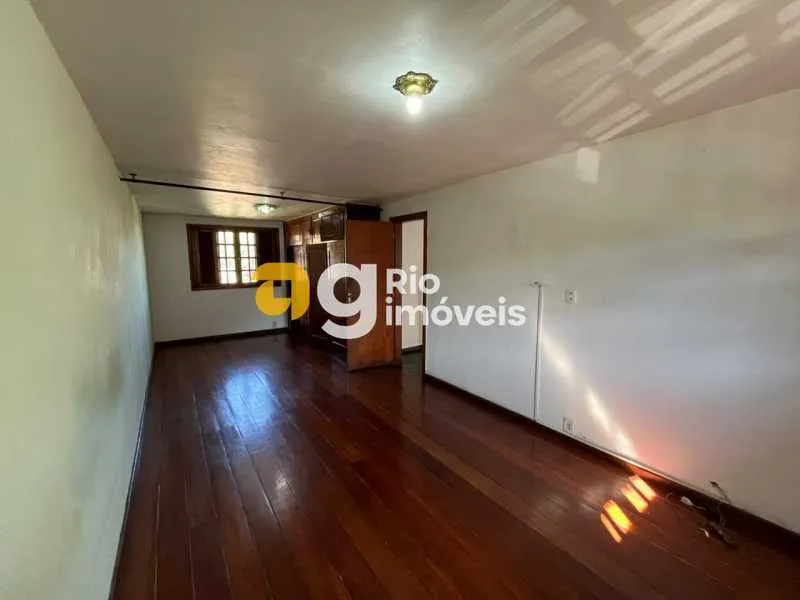 Casa com 3 quartos, 3 banheiros e 4 vagas — photo 20