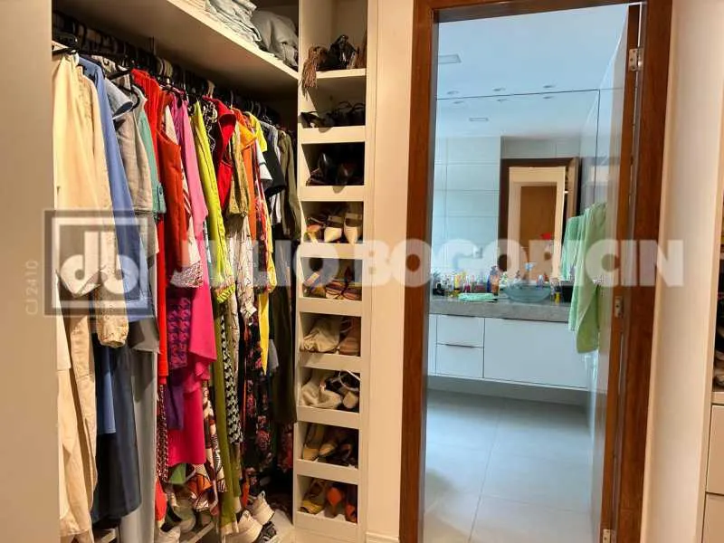 Apartamento sem mobília com 3 quartos e 5 banheiros — photo 7