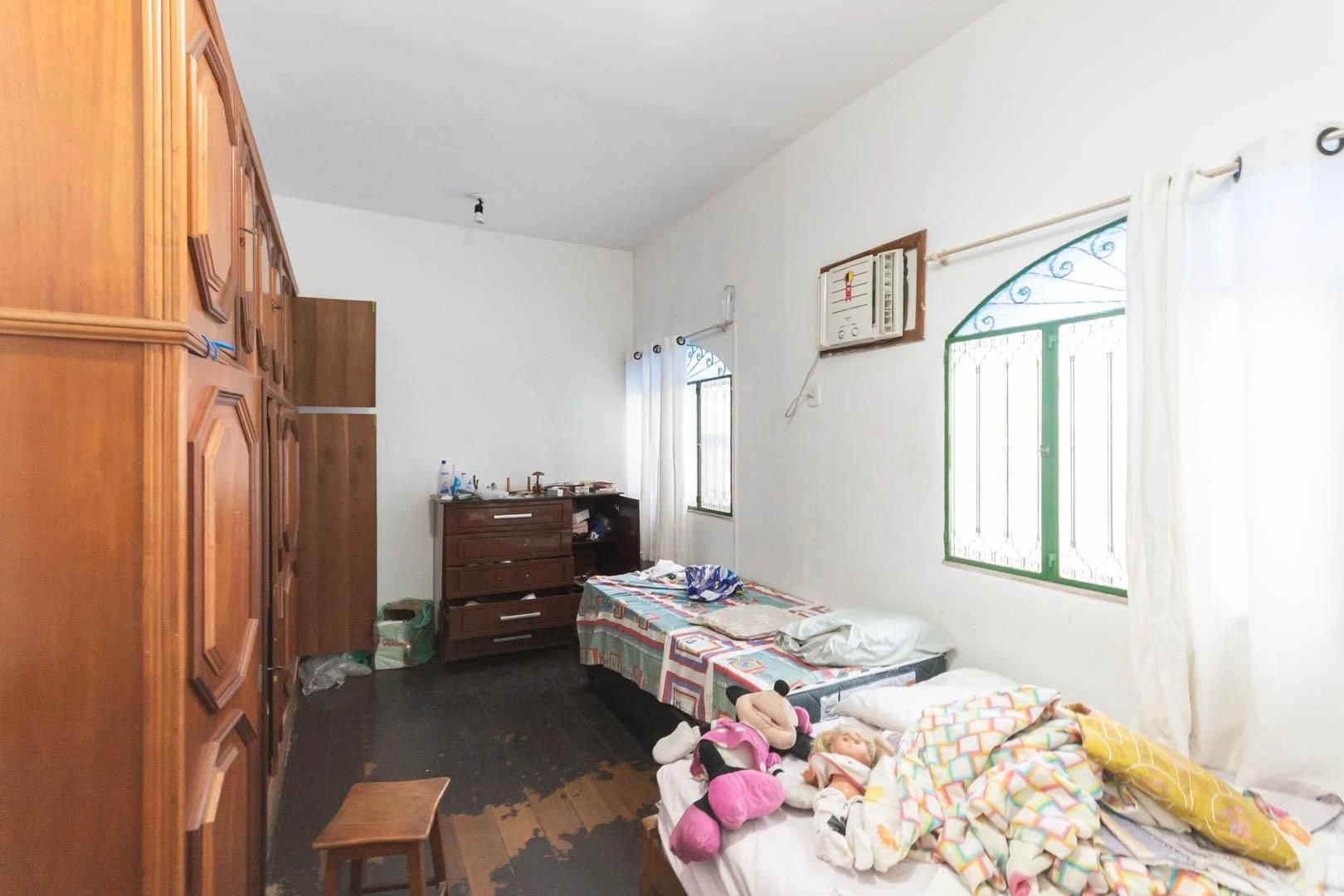 House with 3 bedrooms, 1 en-suite and 2 parking spaces — photo 5