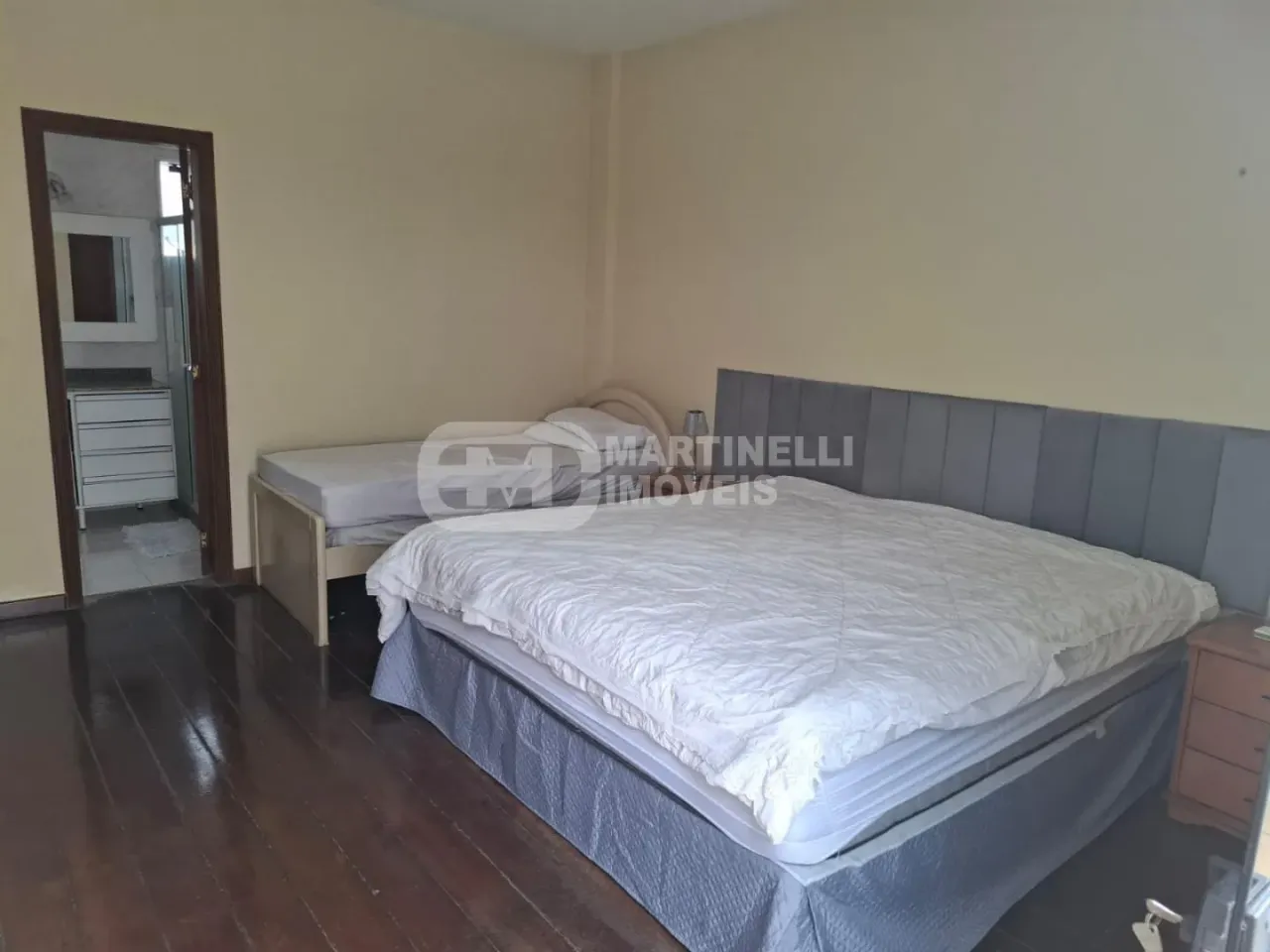 Furnished 3-bedroom apartment with a terrace — photo 3