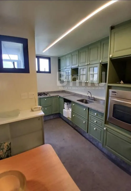Apartamento de 2 dormitorios con balcón acristalado — photo 34