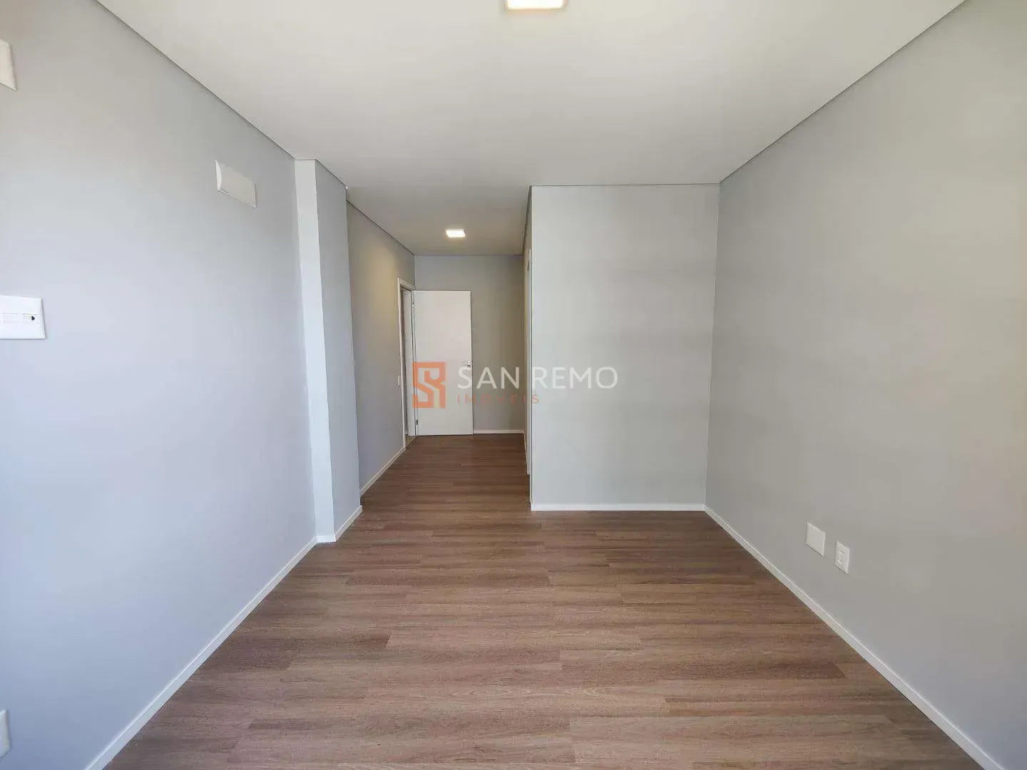 Apartamento amueblado de 2 habitaciones con 2 suites y 115 m² — photo 36