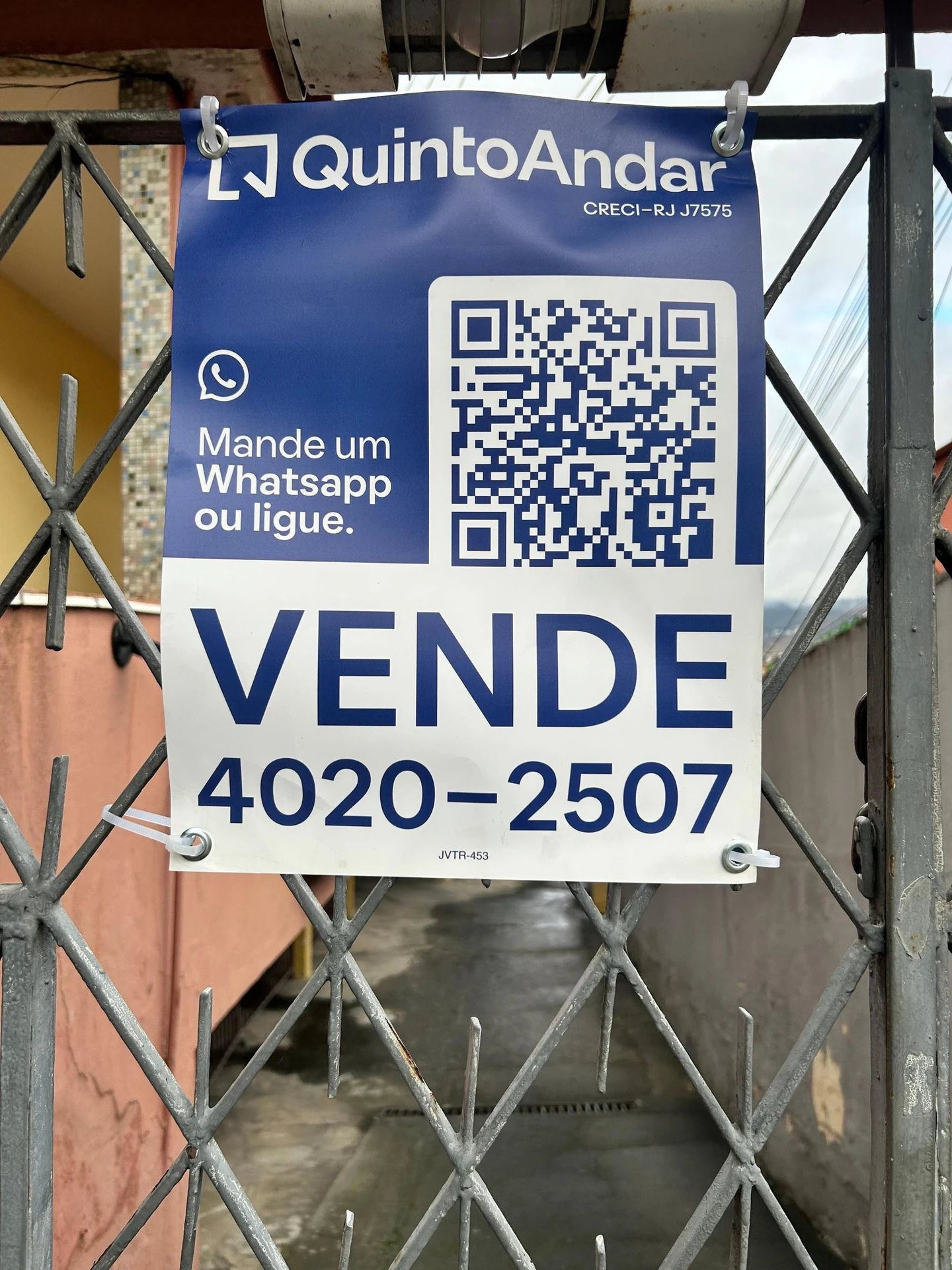 Apartamento mobiliado com 2 quartos e varanda — photo 25