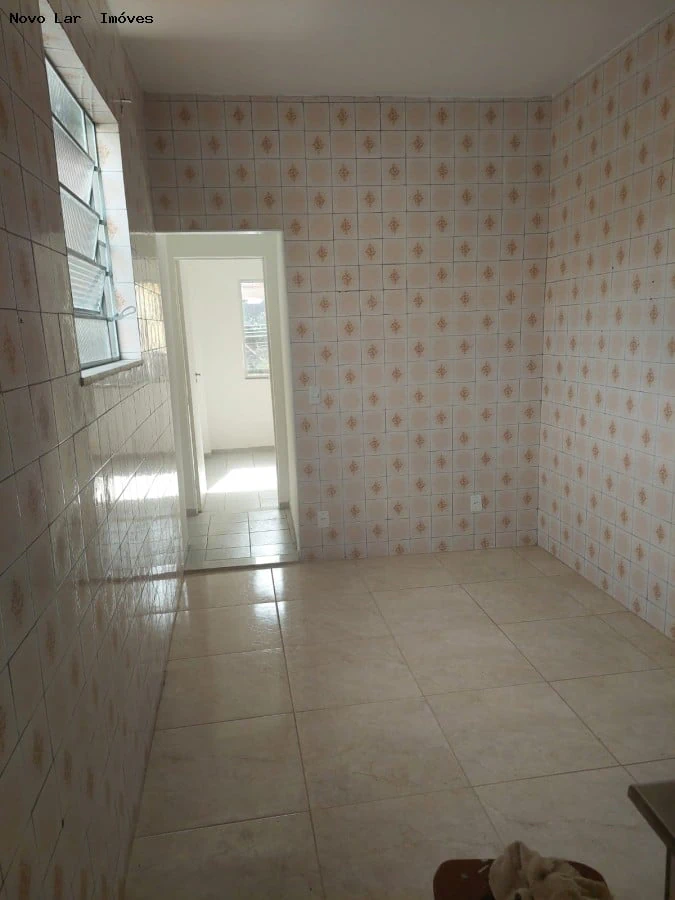 Casa tipo sobrado de 80 m² com 2 quartos e área de serviço — photo 4