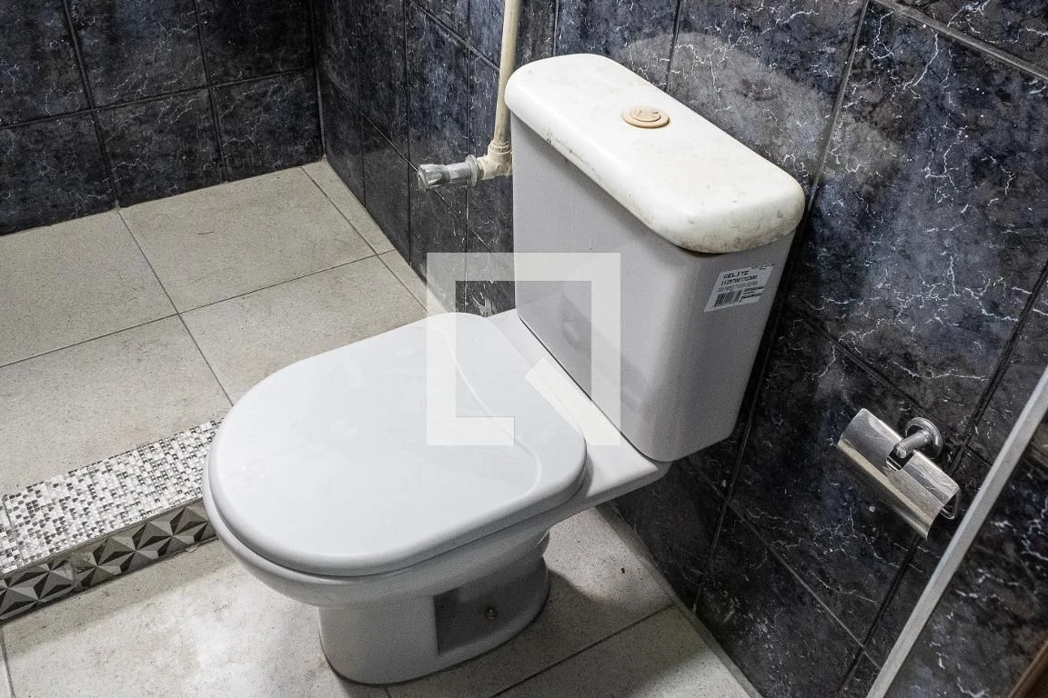Unfurnished house with 3 bedrooms, 1 bathroom and parking — photo 27