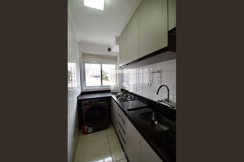 2-bedroom apartment with a grill on the balcony in Curitiba — photo 6