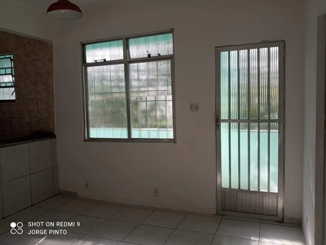 Unfurnished 1-bedroom home with open-plan kitchen — photo 6