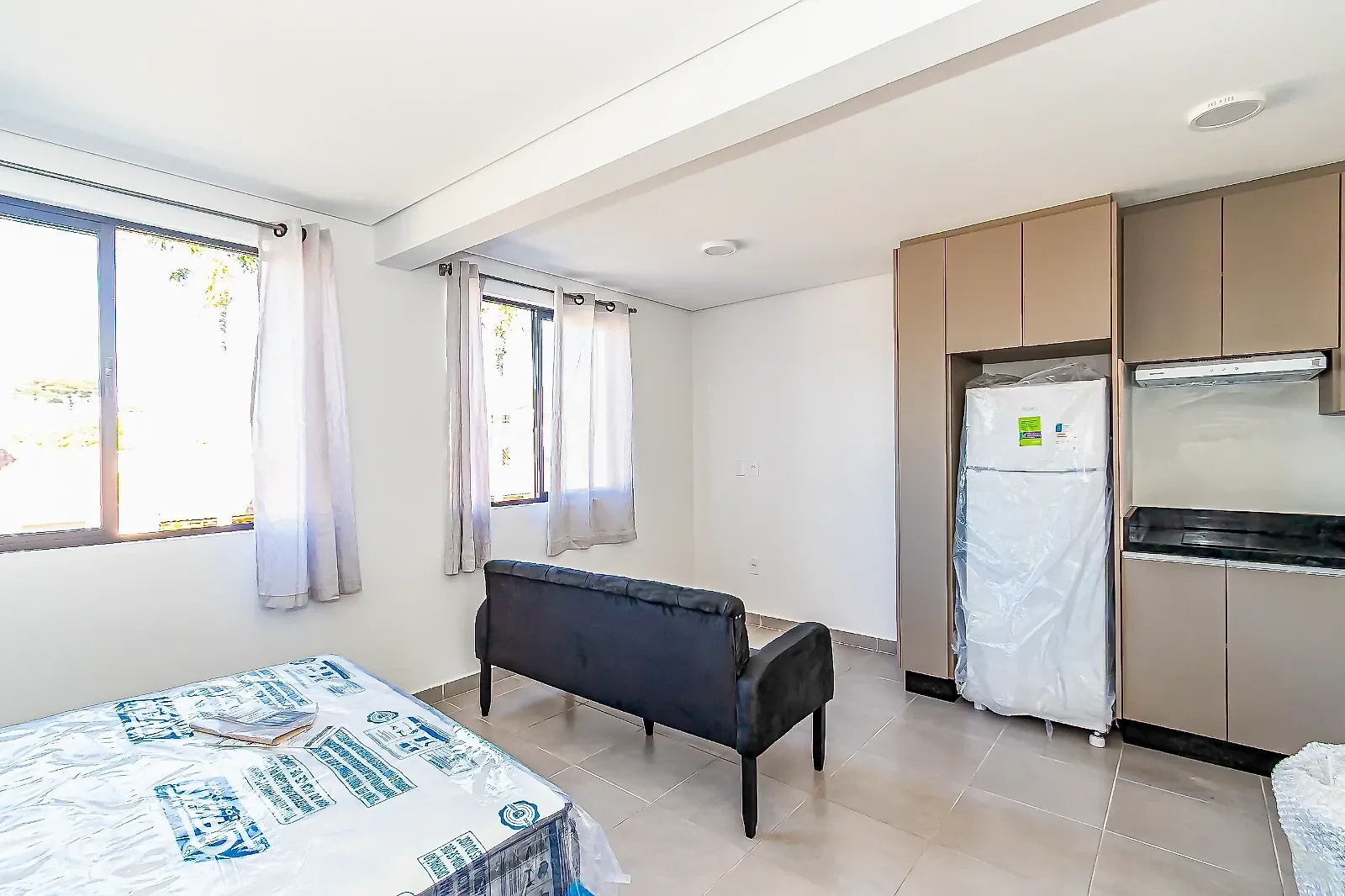 Kitnet/stúdio mobiliado com cozinha integrada e 24 m² — photo 7