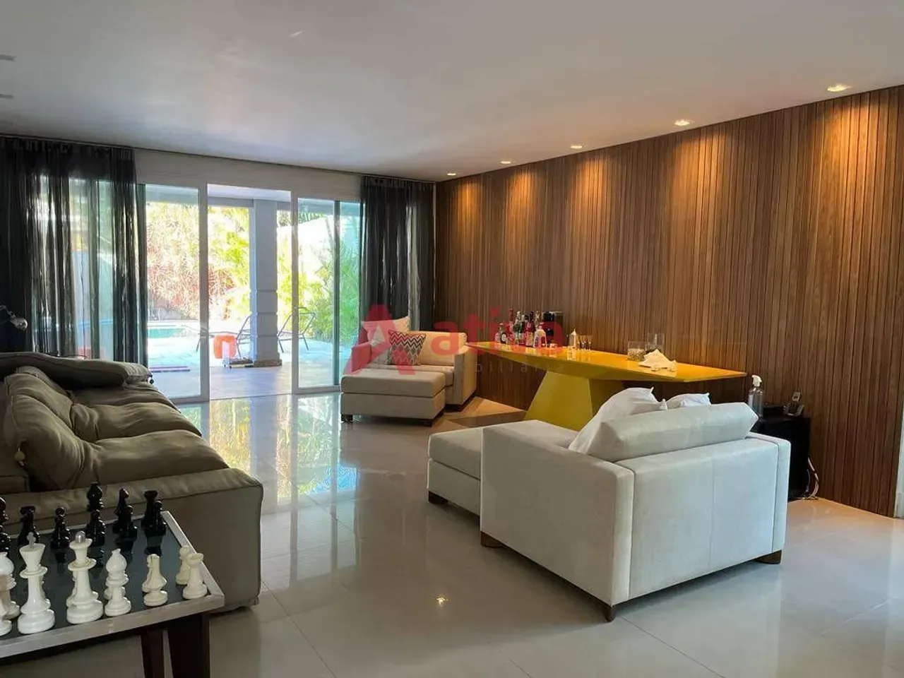Condominium house with 4 bedrooms and 5 bathrooms — photo 12